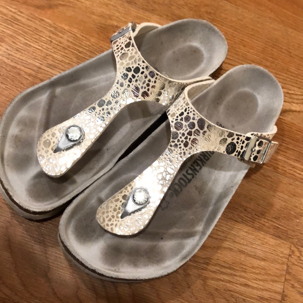 BIRKENSTOCK Thong Sandals